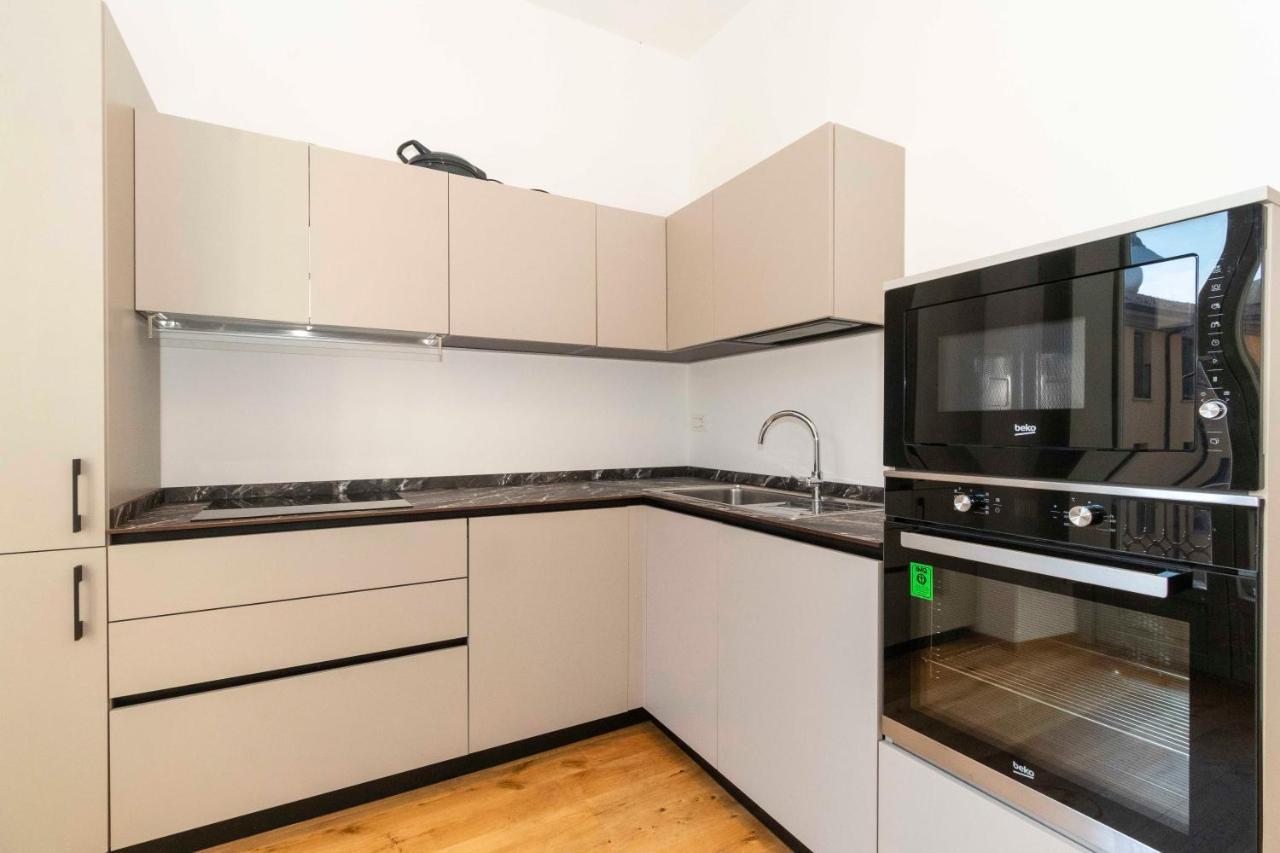Apartment Corso Vittorio & Porta Nuova Modern Flat *