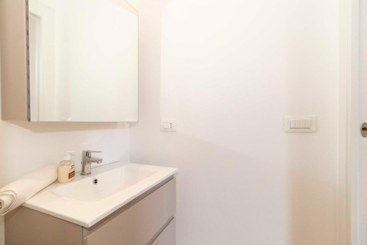 Apartment Corso Vittorio & Porta Nuova Modern Flat *